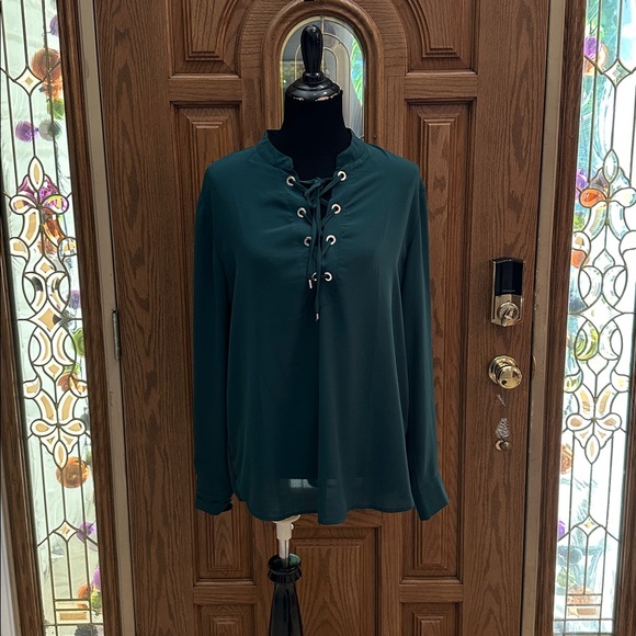 Amisu Tops - 069 AMISU Dark Green Lace Front Top